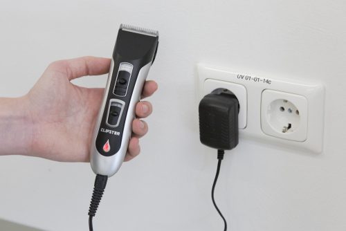 DropiX vodootporna bežična mašinica za šišanje s dodacima