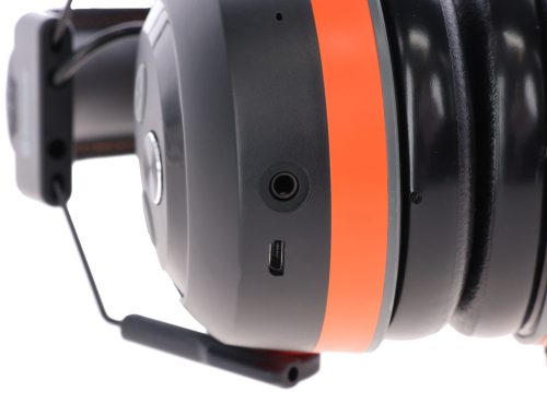 Štitnik za uši s radiom i Bluetooth vezom